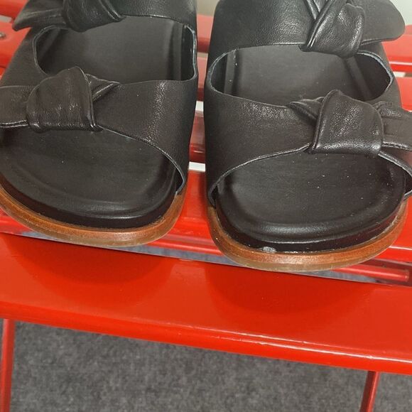 Sofft Leather Bow Strapps Upper Slip On Sanda - Picture 6 of 7